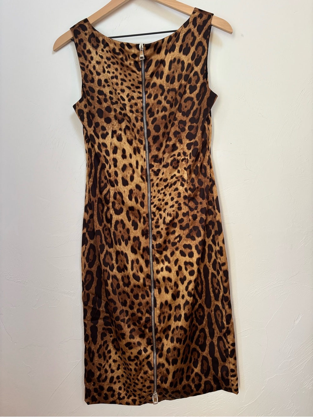 Dolce & Gabbana Y2K Leopard Print Silk Sheath Dress Sz 44/US 8 Like New - Picture 4 of 7